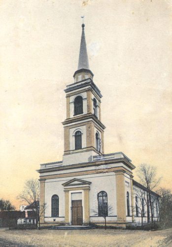 Maarja kirik sai pommitabamuse 1941. aasta suvel. Fotol kirik enne hävimist. Foto raamatust «Kodutu kogudus»