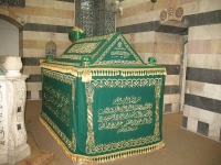 Legendaarse õilsa sultani Saladdini haud tema mausoleumis Damaskuses.