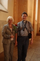 Urmas Oras ja kontserdisarja produtsent Silvi Anton rõõmustavad esimese kontserdi õnnestumise üle. Foto: Lea Jürgenstein Urmas Oras ja kontserdisarja produtsent Silvi Anton rõõmustavad esimese kontserdi õnnestumise üle. Foto: Lea Jürgenstein