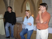 Spetsialistidena kuulusid hindamiskomisjoni (vasakult) Kölnis diplomeeritud restauraator Alexander Eckert, orelipedagoog Kristel Aer ja Helsingi Vana kiriku organist Pekka Suikkanen. Spetsialistidena kuulusid hindamiskomisjoni (vasakult) Kölnis diplomeeritud restauraator Alexander Eckert, orelipedagoog Kristel Aer ja Helsingi Vana kiriku organist Pekka Suikkanen.