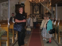 Orelisõbrad Püha kirikus, esiplaanil kuulab orelimeister ja orelireisi juht Ago Tint oreli kõla.Foto: Monika Reedik Orelisõbrad Püha kirikus, esiplaanil kuulab orelimeister ja orelireisi juht Ago Tint oreli kõla.Foto: Monika Reedik