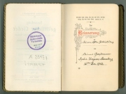 Pilt 1. Vanaema kinkepühendusega lauluraamat Nils Ungern-Sternbergile 11. sünnipäevaks 26. detsembril 1910. aastal (TÜR: Est.A-3371).