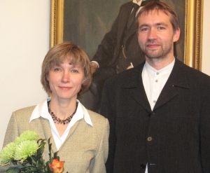 Tartu ülikooli usuteaduskonnas kaitsesid doktoritöö Roland Karo, Jaan Lahe ja Olga Schihalejev (fotol abikaasa Rein Schihalejeviga). Tartu ülikooli audoktoriks promoveeriti E.E.L.K. peapiiskop Andres Taul. Diakonipühitsuse said Ahti Udam ja Lauri Lehtinen ning preestripühitsuse Merle Prass-Siim, Johann-Christian Põder ja Indrek Kõiv. Tartu ülikooli usuteaduskonnas kaitsesid doktoritöö Roland Karo, Jaan Lahe ja Olga Schihalejev (fotol abikaasa Rein Schihalejeviga). Tartu ülikooli audoktoriks promoveeriti E.E.L.K. peapiiskop Andres Taul. Diakonipühitsuse said Ahti Udam ja Lauri Lehtinen ning preestripühitsuse Merle Prass-Siim, Johann-Christian Põder ja Indrek Kõiv.