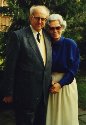 Toomas Jeremias Põld abikaasa Margaretega oma kodus. Foto on aastast 1987. Erakogu 