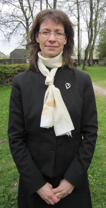 Janika Oja on praostkonnas vaimulikke laulupäevi korraldanud aastast 1997. Janika Oja on praostkonnas vaimulikke laulupäevi korraldanud aastast 1997.