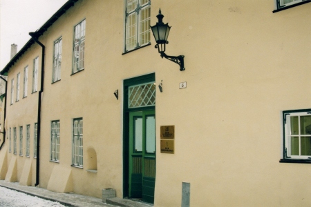 UI on vanim Eesti eraülikool, mis alates 1946. aastast on meie luteri kirikule universitas'e vaimus vajalikku kaadrit koolitanud.  Arhiiv