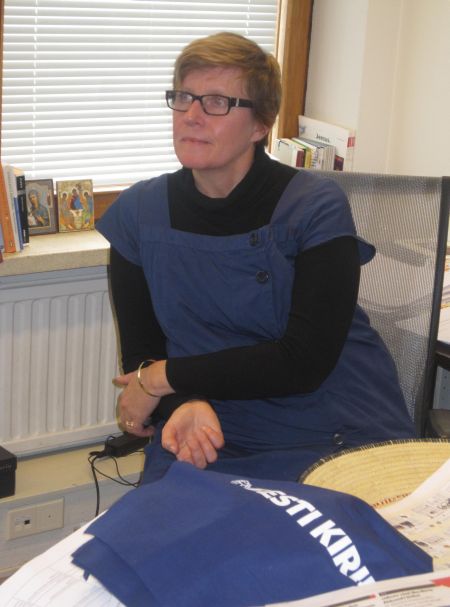 Peatoimetaja Mari Teinilä võttis külalised vastu oma kabinetis. Liina Raudvassar Peatoimetaja Mari Teinilä võttis külalised vastu oma kabinetis. Liina Raudvassar