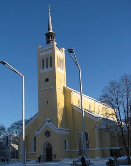 Tallinna Jaani kiriku jumalateenistus jõuab üheaegselt nii Eesti kui Soome kuulajateni. Tiiu Pikkur